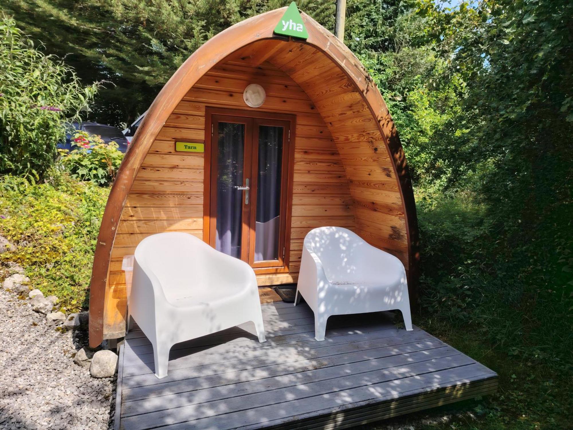 Yha Malham Hostel Bagian luar foto